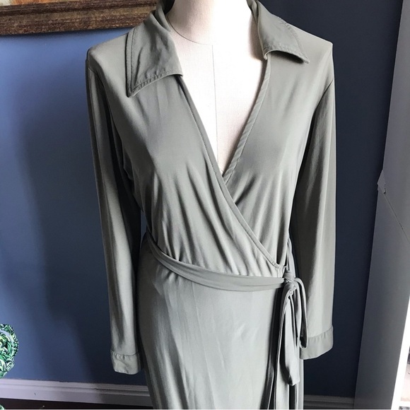 Shabby apple olive green long sleeves maxi wrap dress size 12 basic fall neutral - Picture 7 of 14